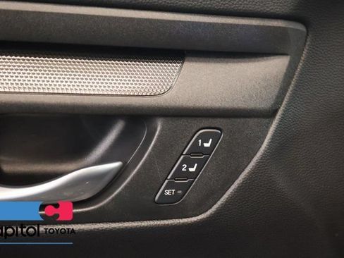 Used 2025 Honda CR-V Sport-L image 11