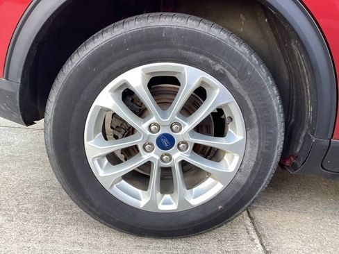 Used 2022 Ford Escape SE w/ Convenience Package FWD image 7