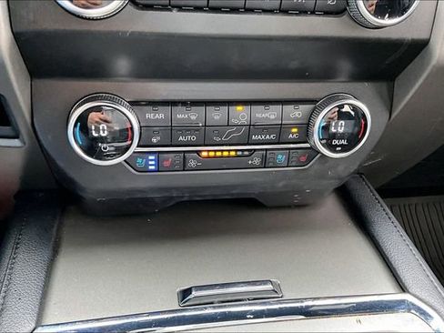 Used 2020 Ford Expedition XLT w/ Equipment Group 202A image 15