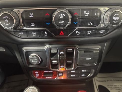 Used 2020 Jeep Wrangler Unlimited Rubicon w/ Quick Order Package 28Y Recon image 15