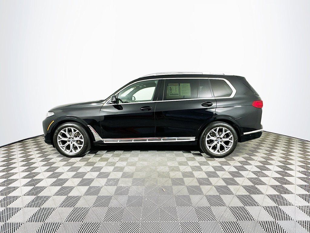 Used 2022 BMW X7 xDrive40i w/ Premium Package AWD/4WD image 6