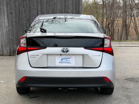 Used 2020 Toyota Prius LE AWD/4WD image 5