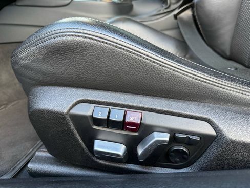 Used 2015 BMW M4 Coupe w/ Executive Package RWD image 30