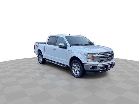 Used 2019 Ford F150 Lariat image 2