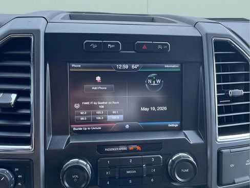Used 2015 Ford F150 XLT w/ Equipment Group 302A Luxury AWD/4WD image 20