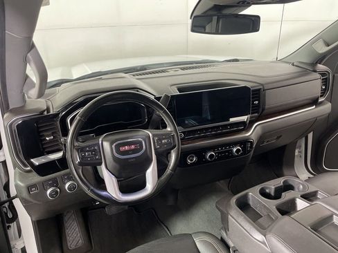 Used 2024 GMC Sierra 1500 SLT image 8