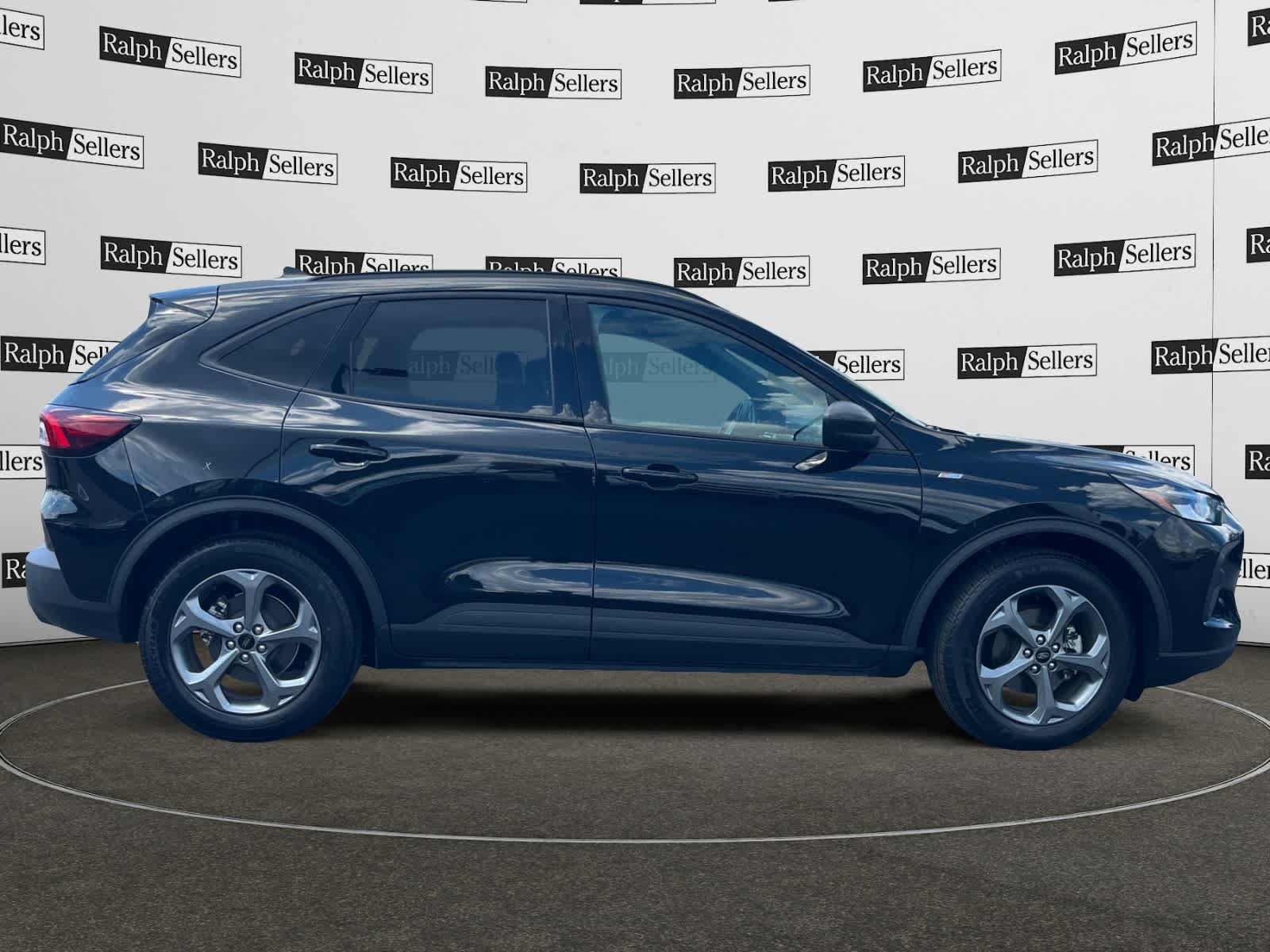 Used 2025 Ford Escape ST-Line FWD image 7