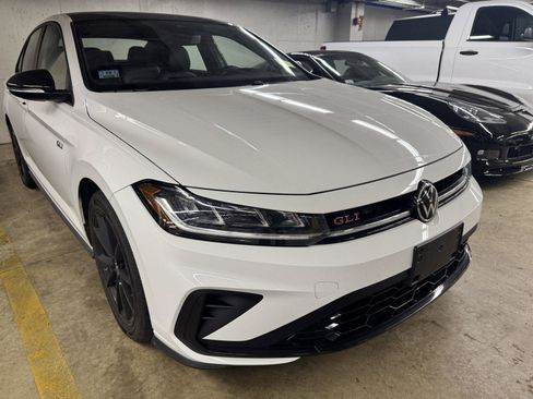 Used 2025 Volkswagen Jetta GLI Autobahn FWD image 1