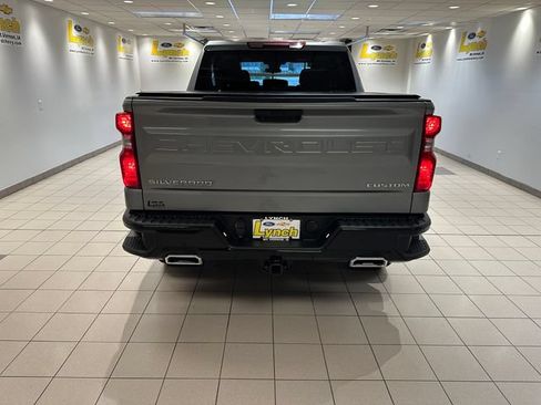 Used 2024 Chevrolet Silverado 1500 Custom Trail Boss AWD/4WD image 16