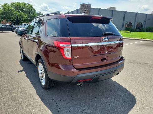 Used 2015 Ford Explorer XLT w/ Equipment Group 202A AWD/4WD image 3