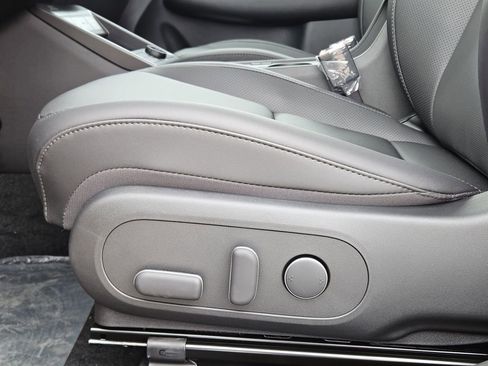 New 2026 Hyundai Kona Limited FWD image 23