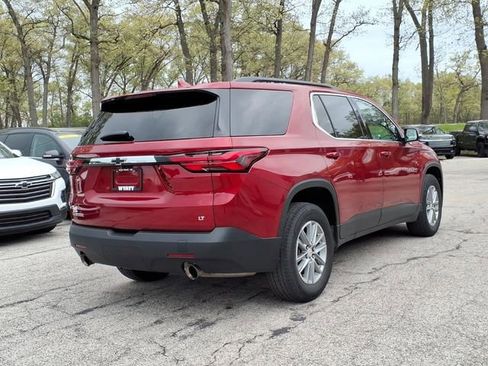 Used 2023 Chevrolet Traverse LT FWD image 19