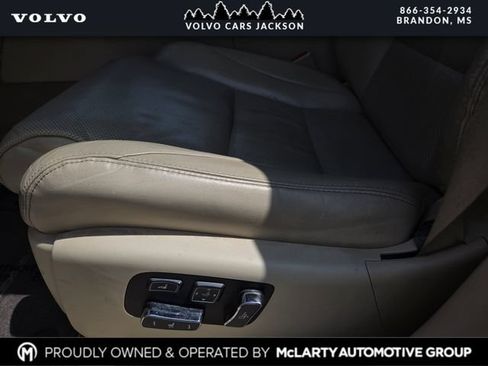 Used 2016 Lexus LS 460 AWD w/ Comfort Package image 15