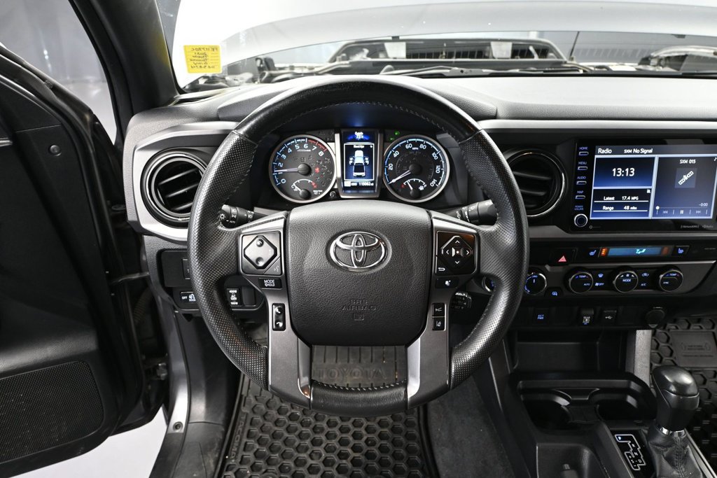 Used 2021 Toyota Tacoma TRD Sport AWD/4WD image 19