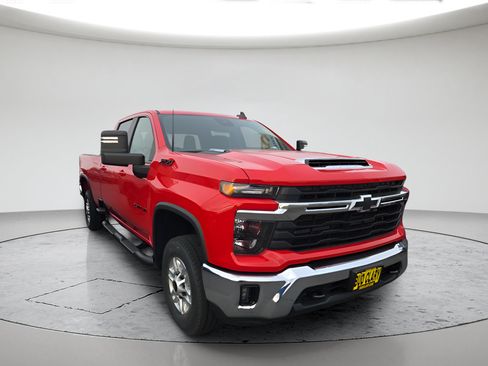 New 2026 Chevrolet Silverado 2500 LT w/ Convenience Package AWD/4WD image 11