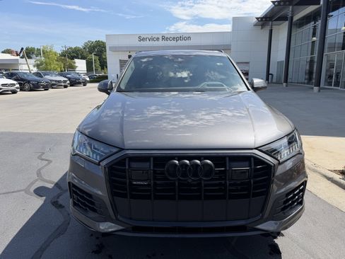 Used 2021 Audi Q7 3.0T Prestige w/ Prestige Package AWD/4WD image 35
