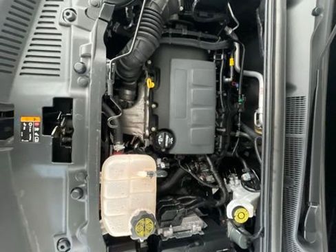 Used 2020 Buick Encore Preferred FWD image 48