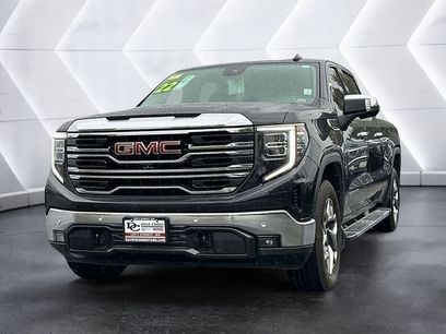 Used 2022 GMC Sierra 1500 SLT w/ SLT Premium Plus Package