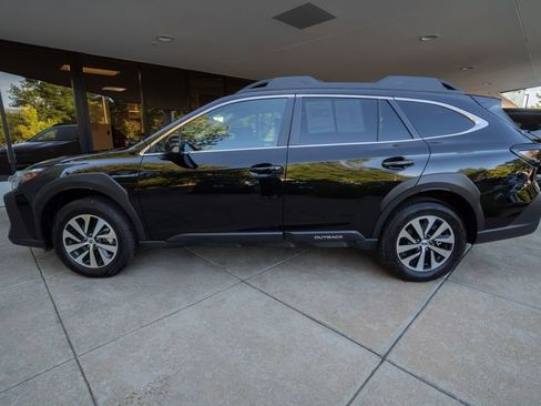 Certified 2025 Subaru Outback Premium w/ Popular Package #1A AWD/4WD image 4