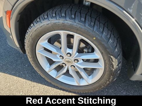 Used 2023 Dodge Durango GT image 19