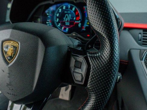 Used 2017 Lamborghini Aventador S image 55