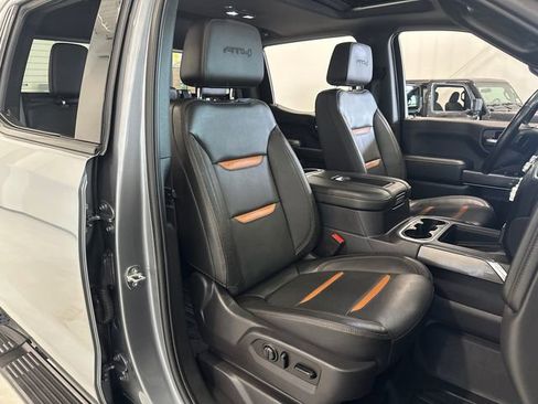Used 2019 GMC Sierra 1500 AT4 w/ Off Road Performance Package AWD/4WD image 34