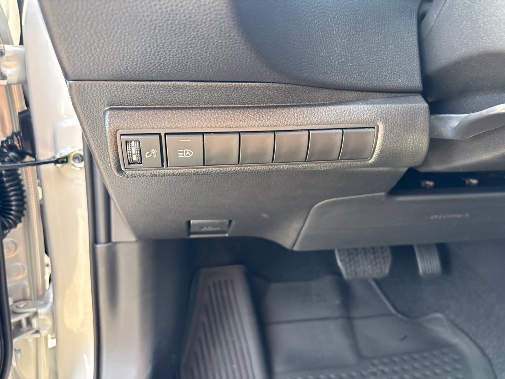New 2027 Toyota Corolla LE FWD image 20