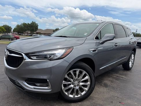 Used 2020 Buick Enclave Premium w/ Surround and Sites Package FWD image 2