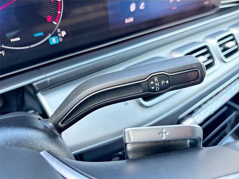 Used 2024 Mercedes-Benz GLE 350 4MATIC image 36