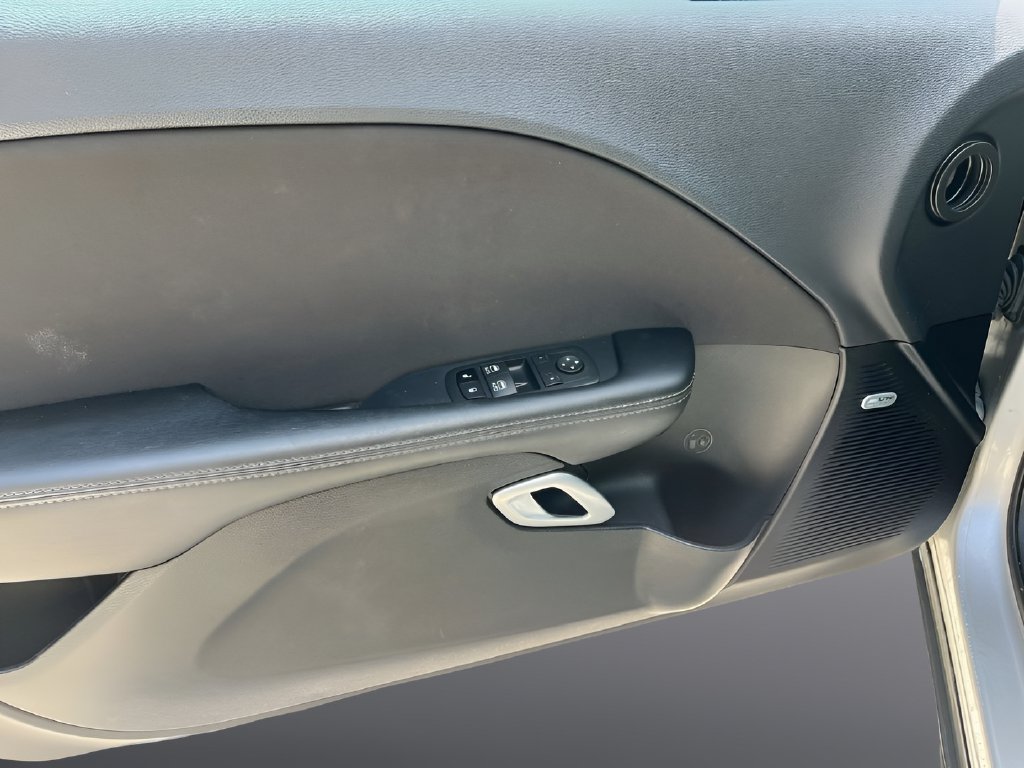Used 2023 Dodge Challenger R/T RWD image 18