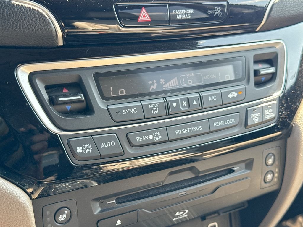 Used 2020 Honda Pilot Elite image 28