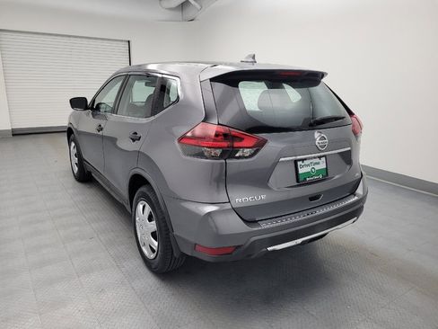 Used 2019 Nissan Rogue S AWD/4WD image 5