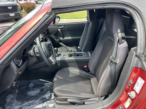 Used 2008 MAZDA MX-5 Miata Touring RWD image 13