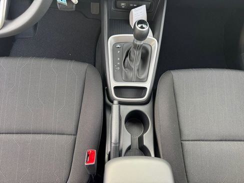 New 2026 Hyundai Venue SE image 18