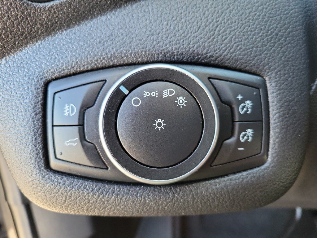 Certified 2018 Ford Escape SE w/ SE Sport Appearance Package AWD/4WD image 20