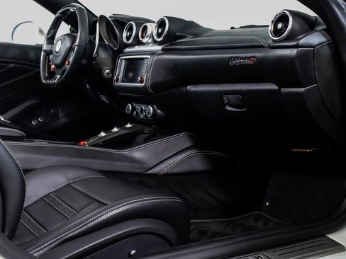 Certified 2017 Ferrari California T image 48