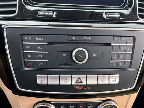 Used 2017 Mercedes-Benz GLE 350 image 32
