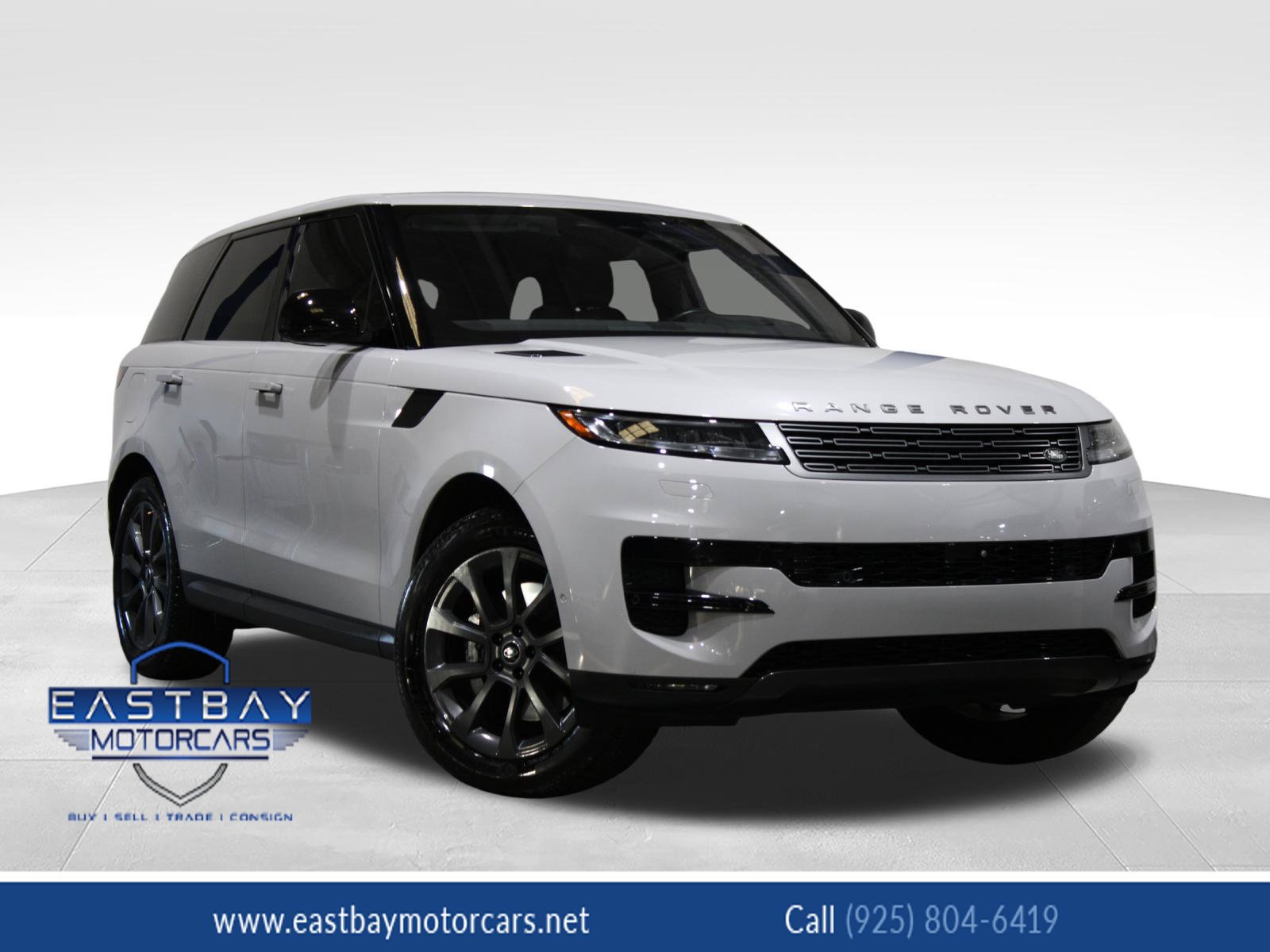 Used 2023 Land Rover Range Rover Sport SE AWD/4WD image 1