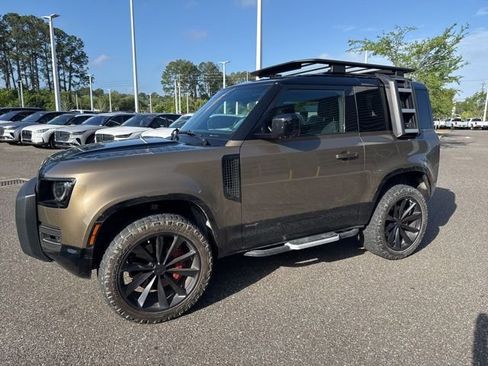 Used 2021 Land Rover Defender 90 X image 14