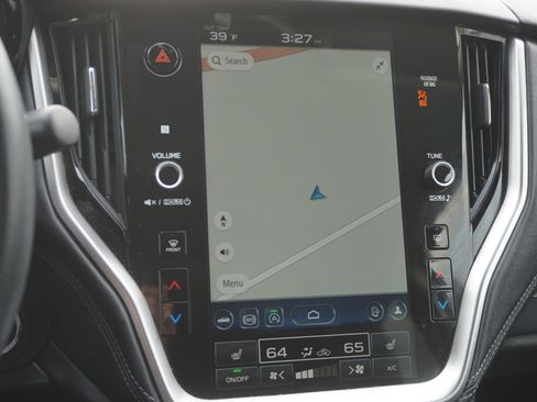 Used 2023 Subaru Outback Premium image 21