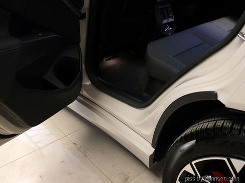 Certified 2025 BMW X3 M50 w/ Premium Package image 30