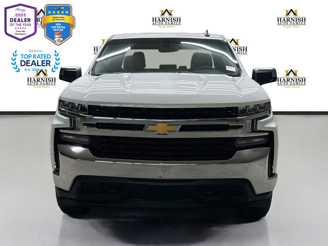 Used 2020 Chevrolet Silverado 1500 LT w/ Trailering Package AWD/4WD image 2