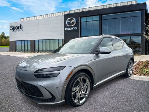 Used 2024 Genesis GV60 Performance AWD/4WD image 9