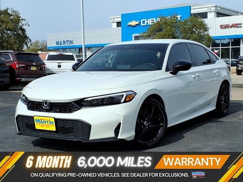 Used 2025 Honda Civic Sport image 1