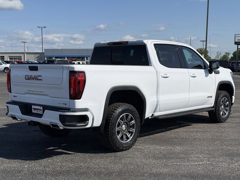 New 2026 GMC Sierra 1500 AT4 AWD/4WD image 4