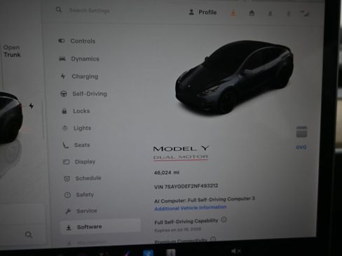 Used 2022 Tesla Model Y Performance AWD/4WD image 15