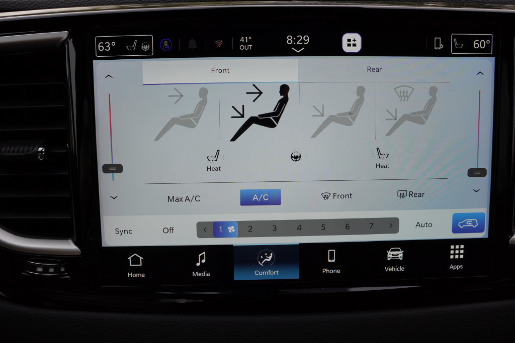 Used 2026 Chrysler Pacifica Select FWD image 6
