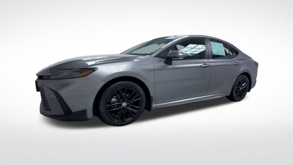 Used 2025 Toyota Camry SE w/ Convenience Package AWD/4WD image 22