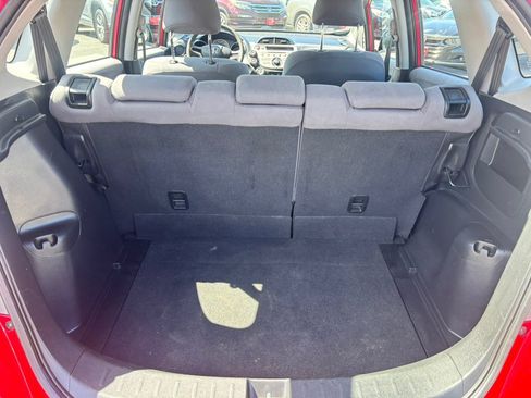 Used 2010 Honda Fit image 11