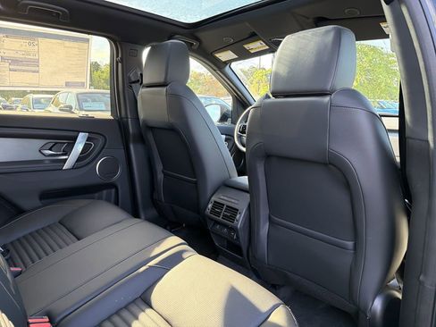 New 2026 Land Rover Discovery Sport Landmark image 15